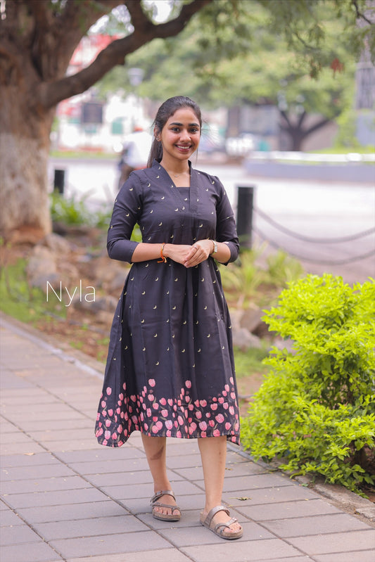 NY 413 Elegant Rayon A-line maxi with 3/4th sleeves